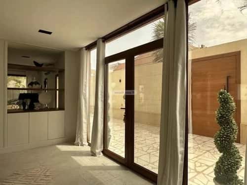 6 bedroom villa in Al Yaqout 14