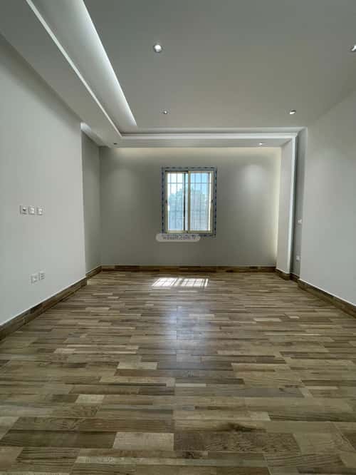 7 bedroom apartment in Al Aziziyah 3