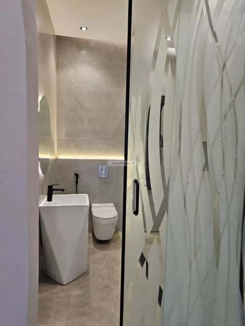6 bedroom apartment in Al Marwa 4
