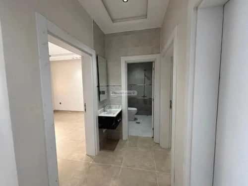 5 bedroom apartment in Muraykh 2