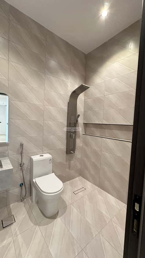3 bedroom apartment in Al Safaa 6