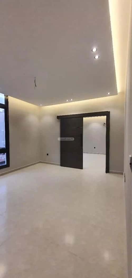 6 bedroom apartment in Al Marwa 4