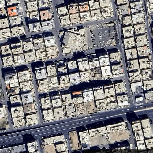 6 bedroom apartment in Al Marwa 4