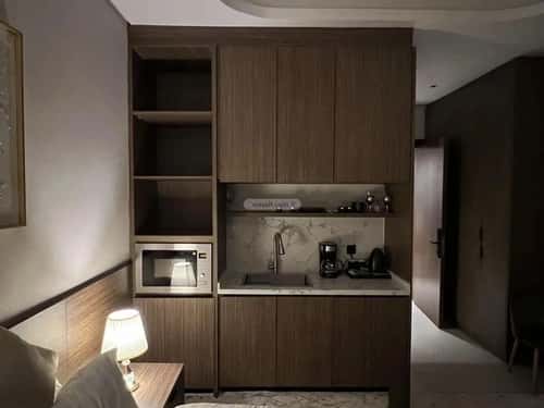 2 bedroom apartment in Al Rawdah 6
