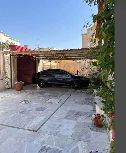 فيلا 9 غرف في المرجان 8