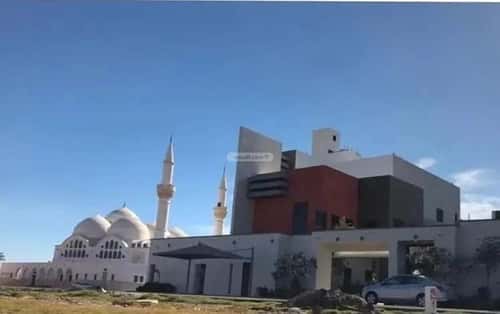 فيلا 7 غرف في طيبة 2