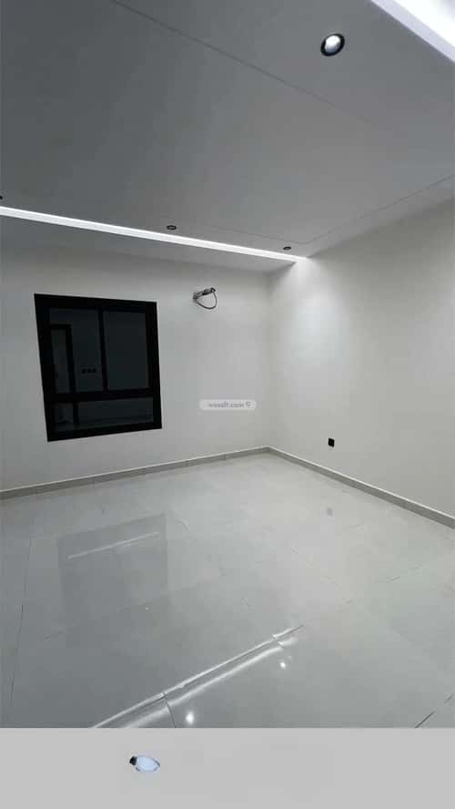 شقة 5 غرف في مخطط الموسى 5