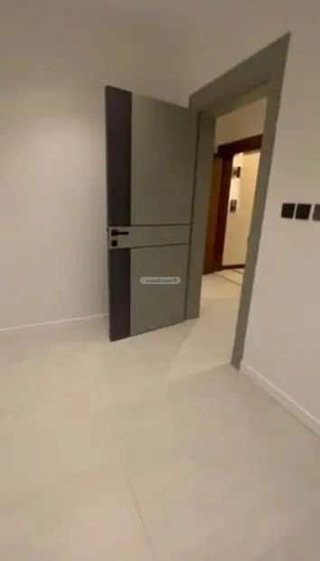4 bedroom apartment in Al Manar 7