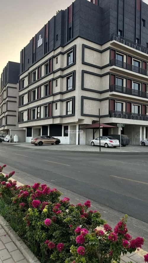 4 bedroom apartment in Al Manar 13