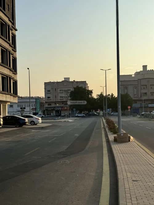 4 bedroom apartment in Al Manar 6
