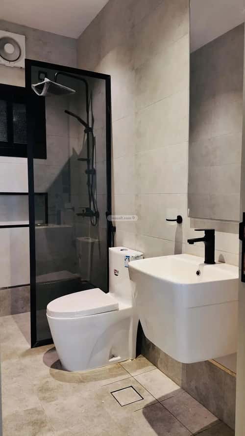 4 bedroom apartment in Al Manar 5