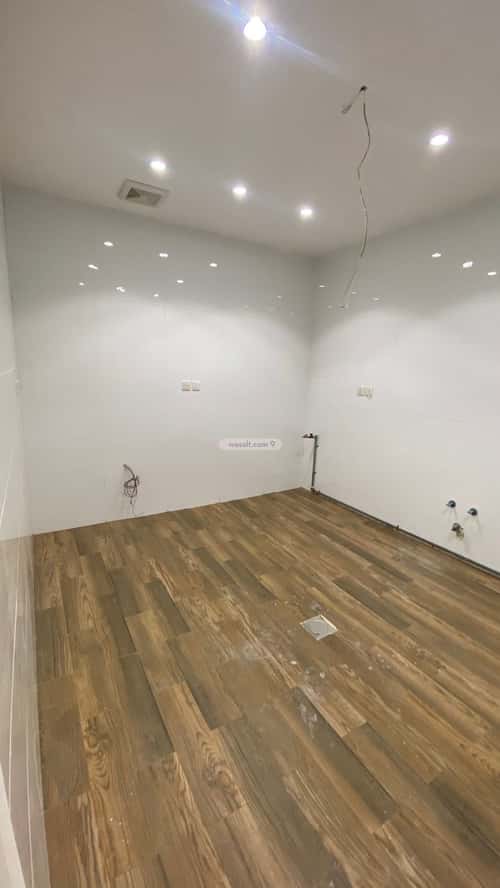 5 bedroom apartment in Al Wahah 4