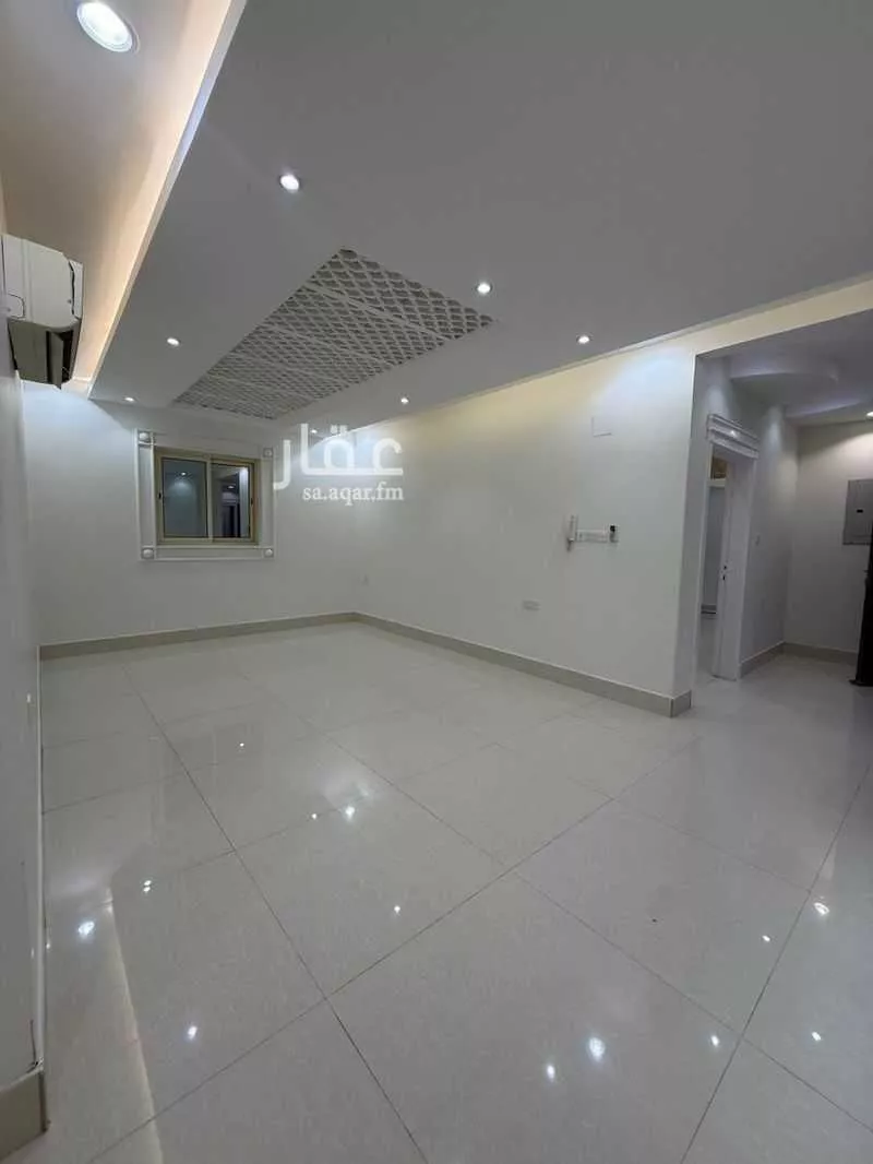 3 bedroom apartment in Al Rabwa, Riyadh 4