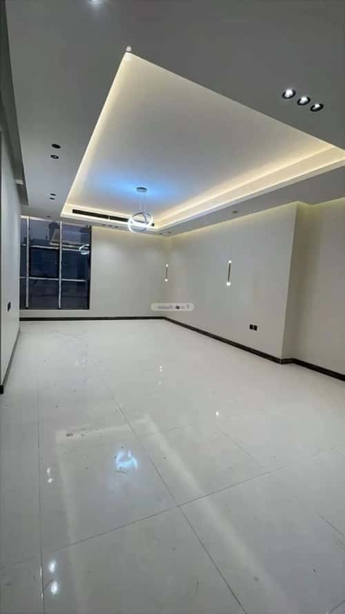 6 bedroom villa in Al Hamdaniyah 3