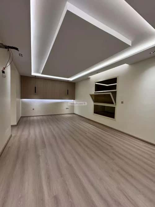 5 bedroom villa in Az Zomorod 4