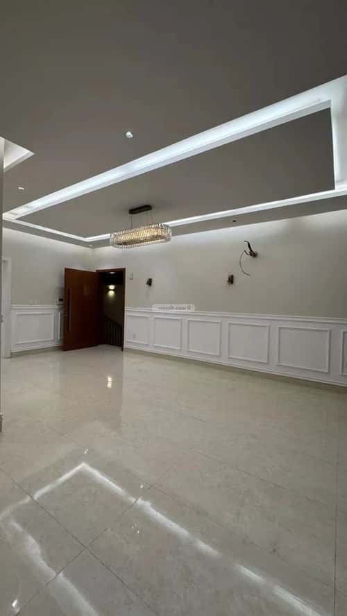 5 bedroom villa in Az Zomorod 7