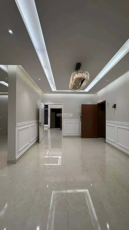 5 bedroom villa in Az Zomorod 6