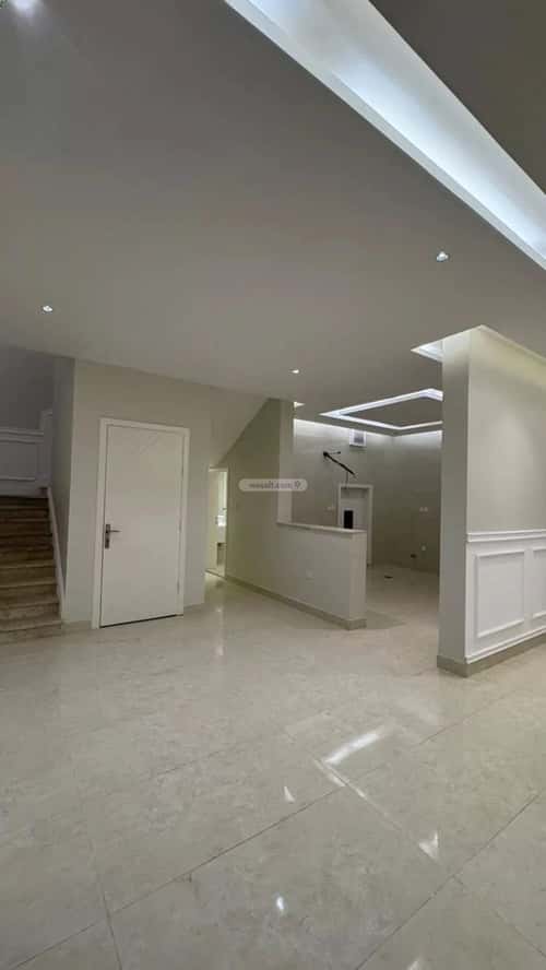 5 bedroom villa in Az Zomorod 3