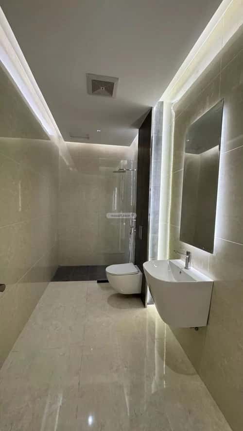 5 bedroom villa in Az Zomorod 9