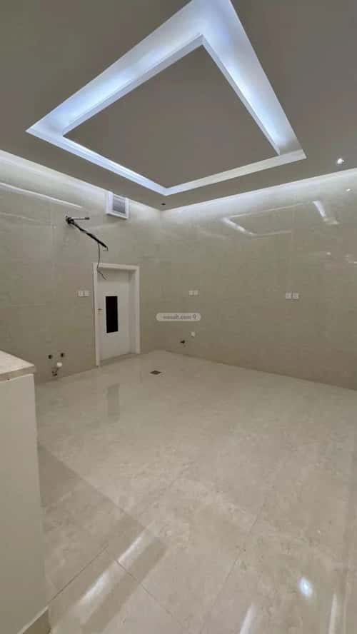 5 bedroom villa in Az Zomorod 4