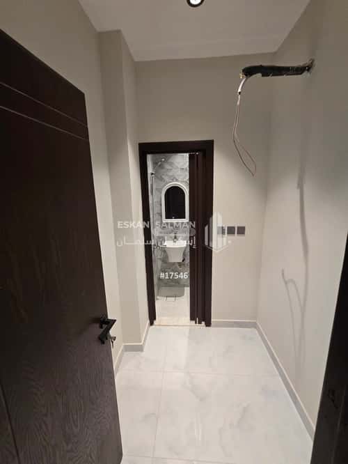 شقة 5 غرف في الصفاء 3