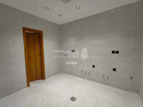 5 bedroom apartment in Al Manar 6