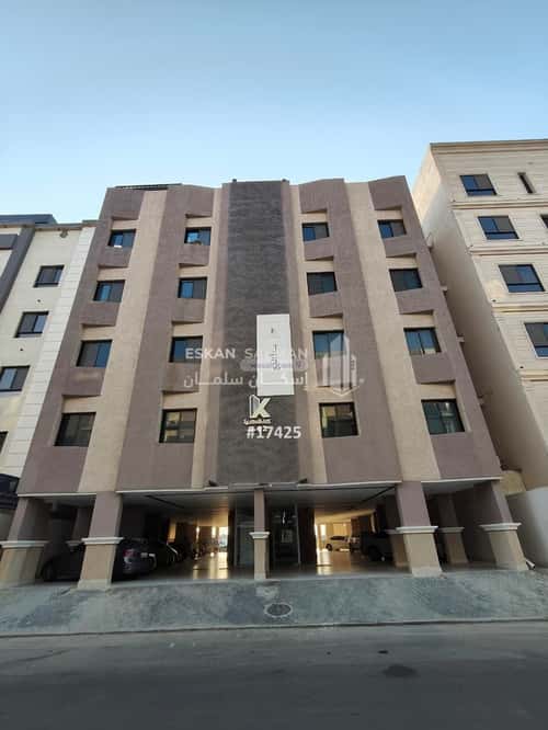 5 bedroom apartment in Al Manar 9