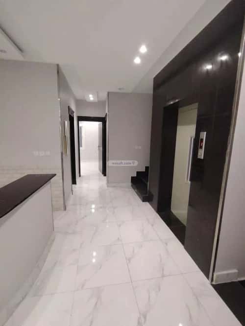 6 bedroom villa in Az Zomorod 1