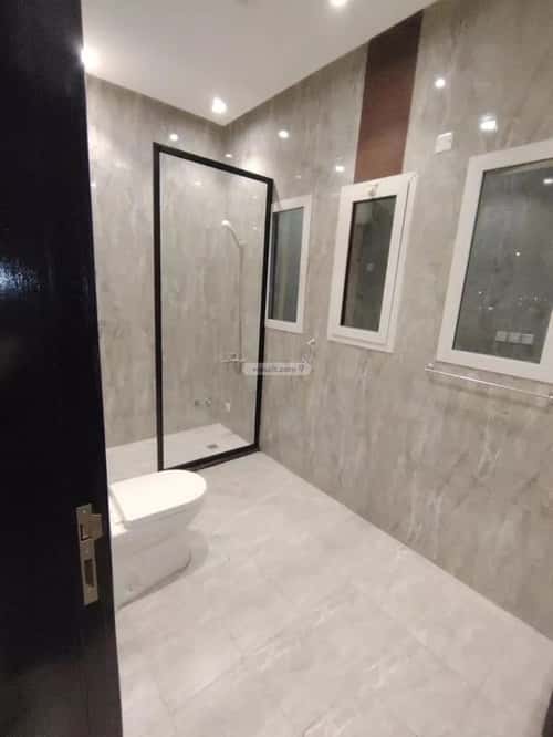 6 bedroom villa in Az Zomorod 15