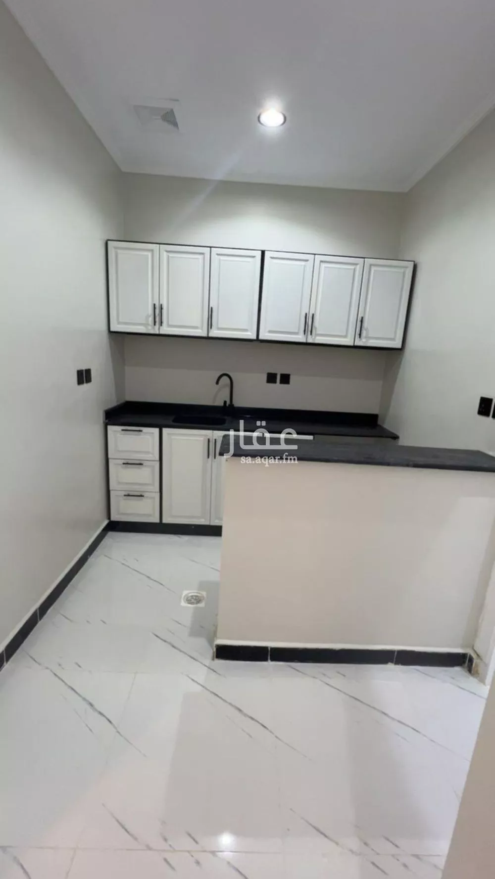2 bedroom apartment in Al Rawdah 5