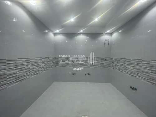 5 bedroom apartment in Mishrifah 3