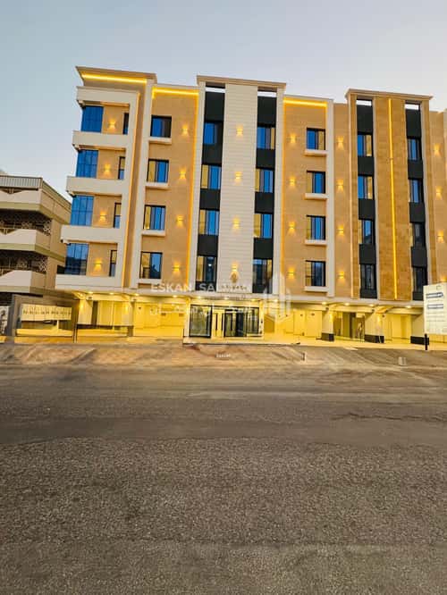 6 bedroom apartment in Mishrifah 11