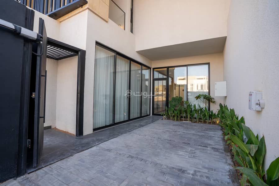 4 bedroom villa in Al Safa, Riyadh 21