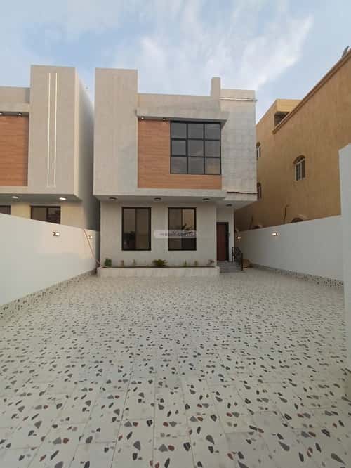 7 bedroom villa in Al Falah 8