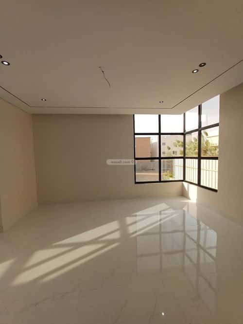8 bedroom villa in Jeddah 3