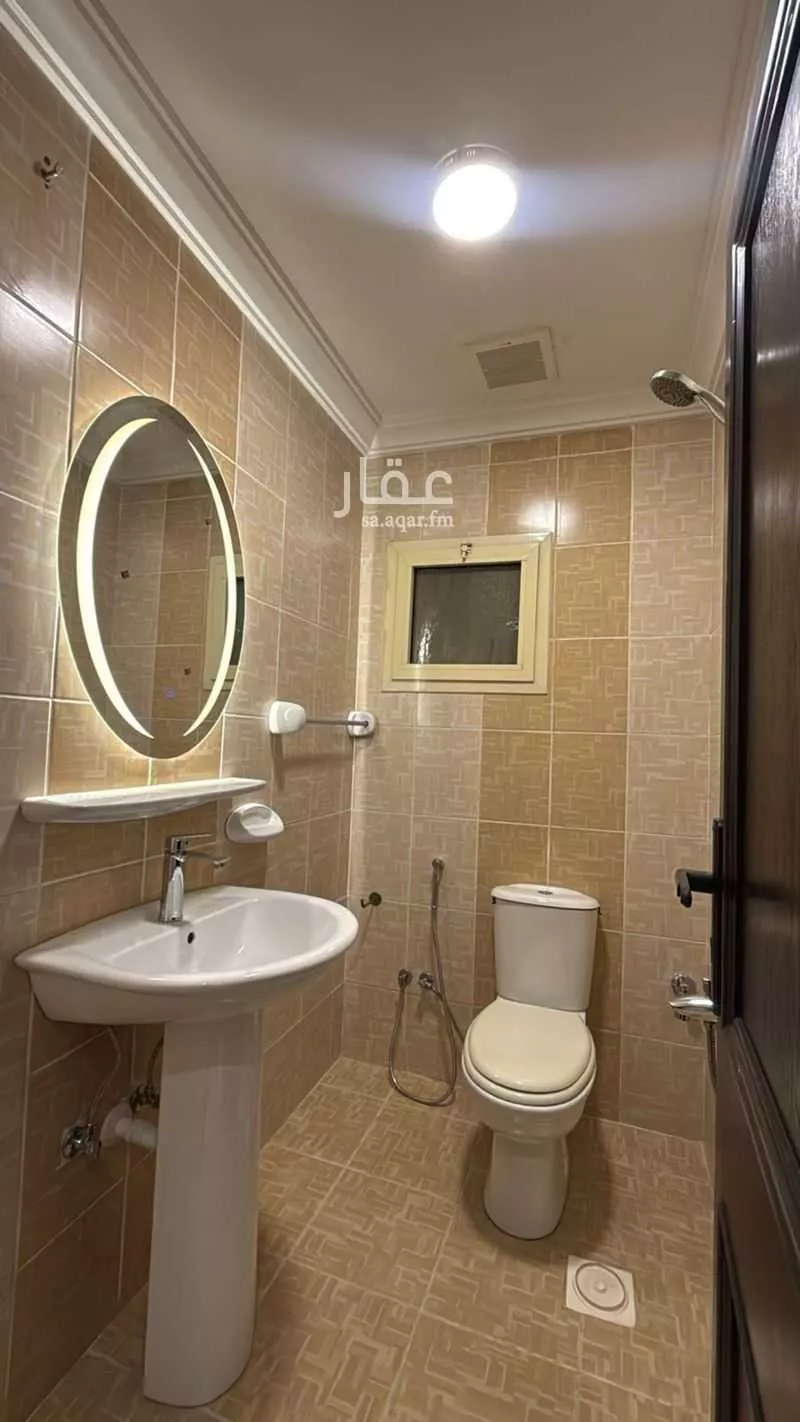 2 bedroom apartment in Al Aziziyah, Jeddah 13
