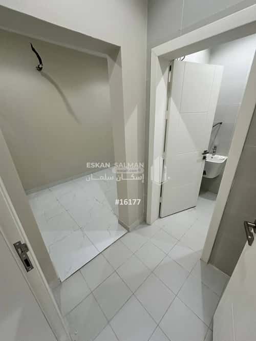 9 bedroom villa in Jeddah 5