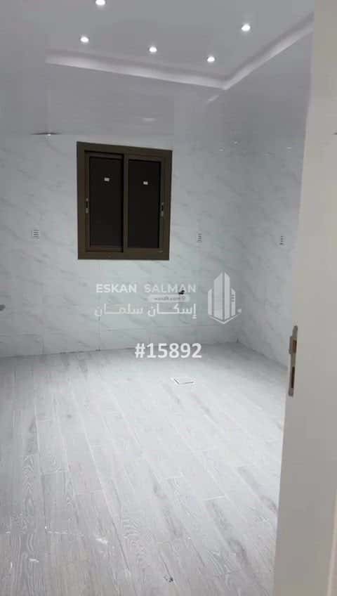 5 bedroom apartment in Muraykh 1