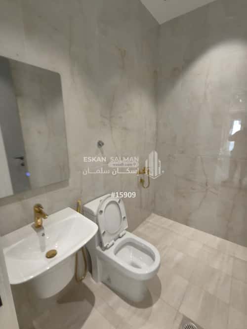 8 bedroom apartment in Al Safaa 4