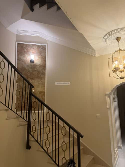 9 bedroom villa in Jeddah 1