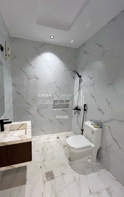 8 bedroom apartment in Al Nuzhah 5