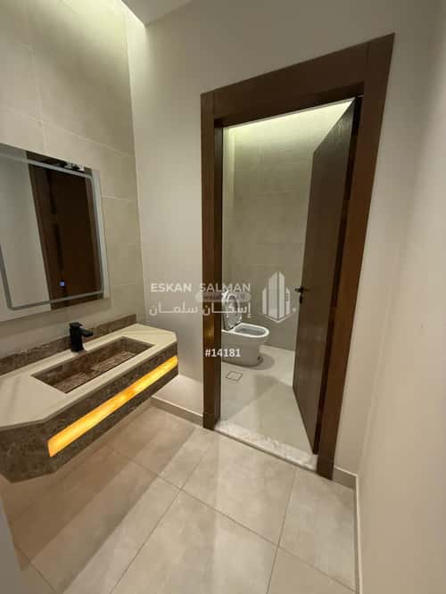 شقة 5 غرف في النزهة 1