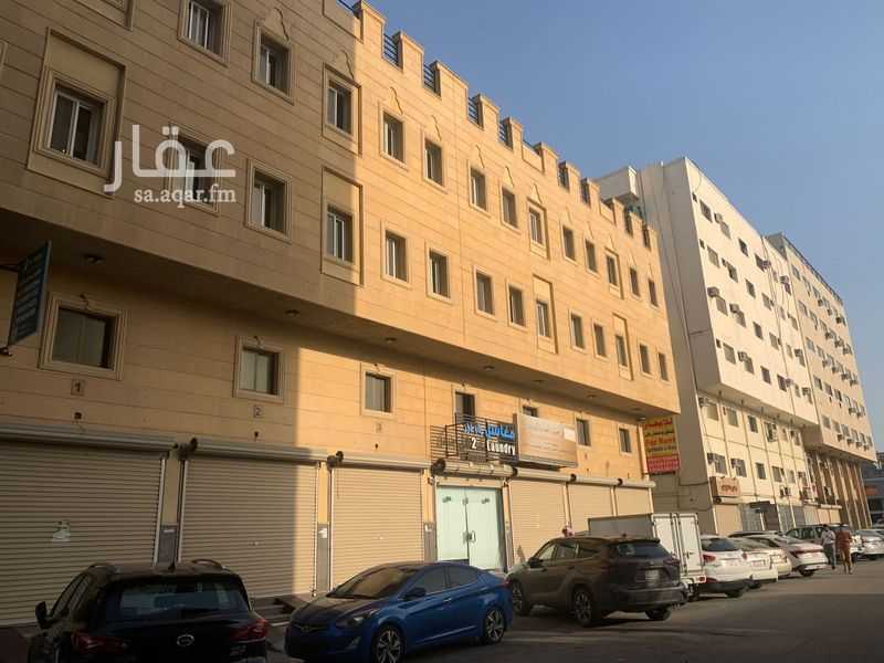 عقار 40 غرف في الربيع، الدمام 3