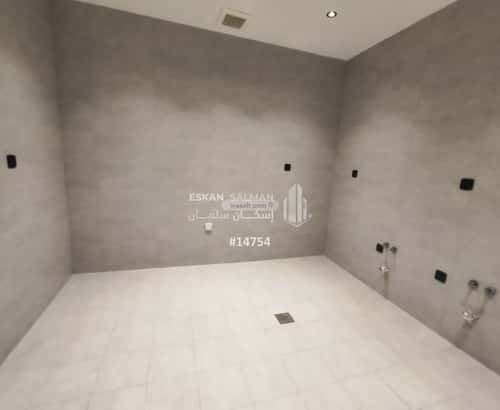 5 bedroom apartment in Al Manar 1