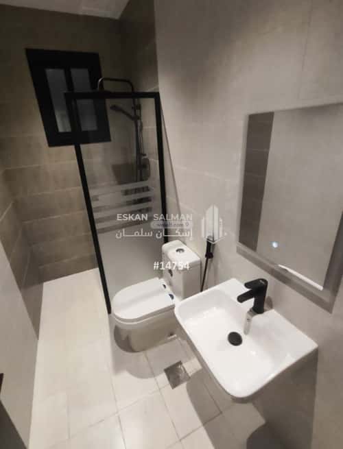 5 bedroom apartment in Al Manar 7