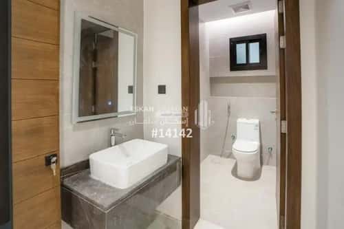 4 bedroom apartment in Al Salamah 8