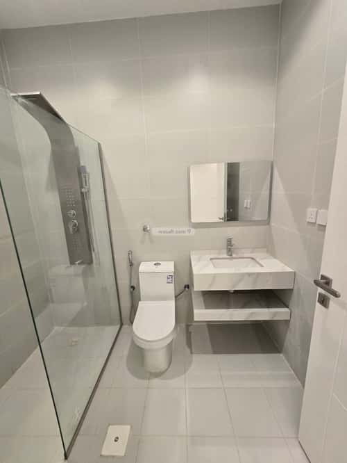 8 bedroom villa in Jeddah 1