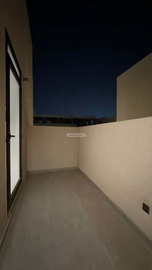 5 bedroom villa in Abhur North 5