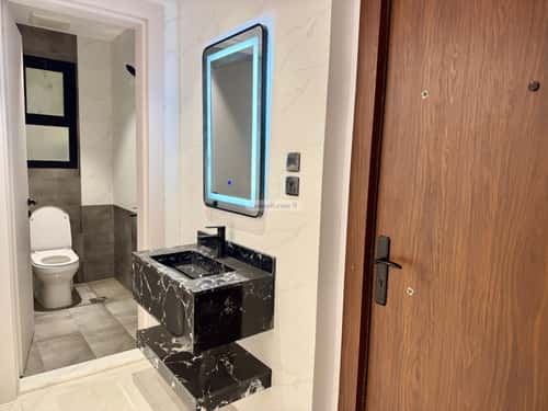 5 bedroom apartment in Al Safaa, Jeddah 7