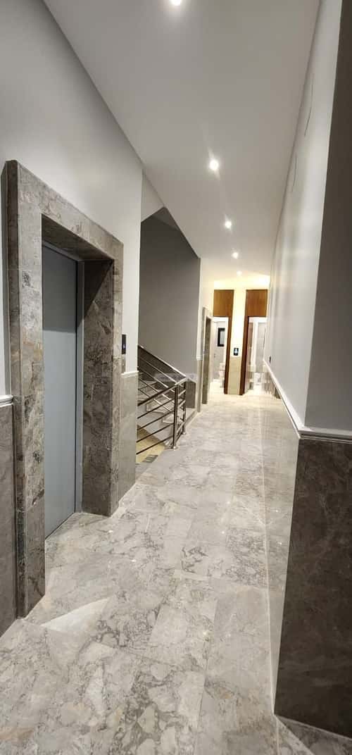 3 bedroom apartment in Al Marwa 8